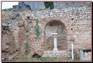 Delphes.