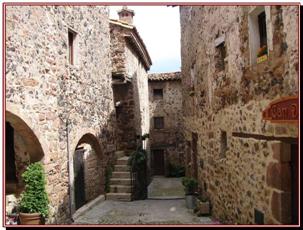 Les rues mdivales de Santa Pau