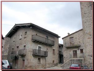 La Place centrale de Santa Pau