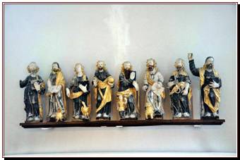 Les sculptures de l'glise.