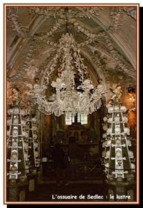Le lustre, ossuaire de Sedlec